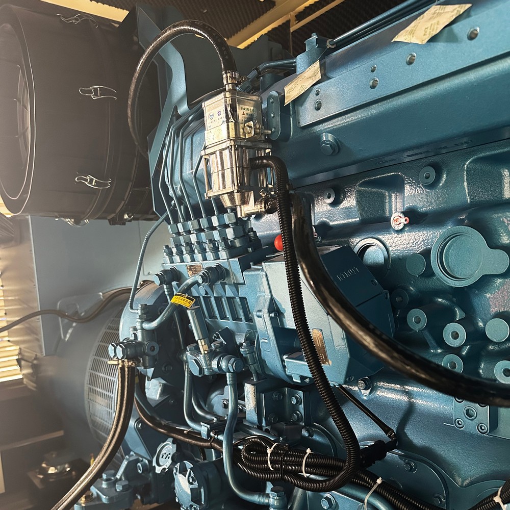 550kW / 688kVA 柴油发电机组