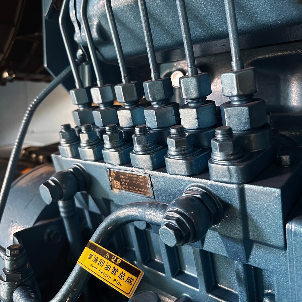 550kW / 688kVA 柴油发电机组